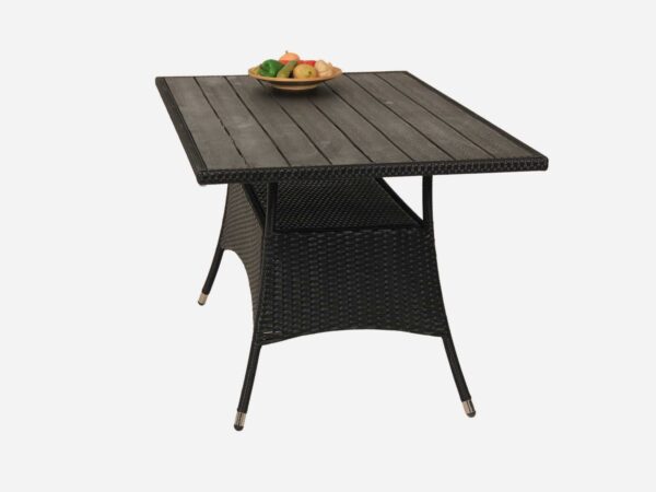 Havebord sort nonwood 84x150 cm Ibiza er et havebord med sort polyrattan og sort nonwood. Ingen vedligeholdelse. Størrelse : Måler 84x150 cm Højde: 73cm Frihøjde: 71cm Slats bredde: 9,5cm Rattan: 2in1