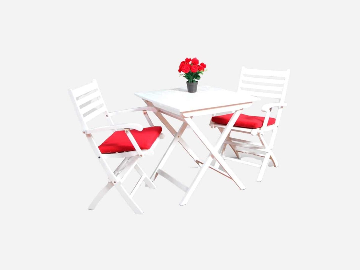 Hvidt Cafesæt Rosenborg med 2 stole og bvord 70x70 cm